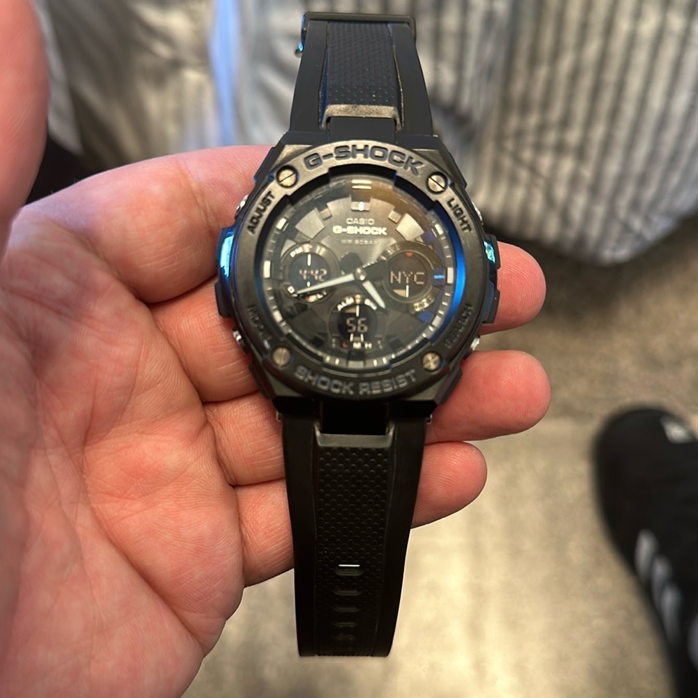Brand new watch that has black on black. , it retails for $300 to$400 dollars.